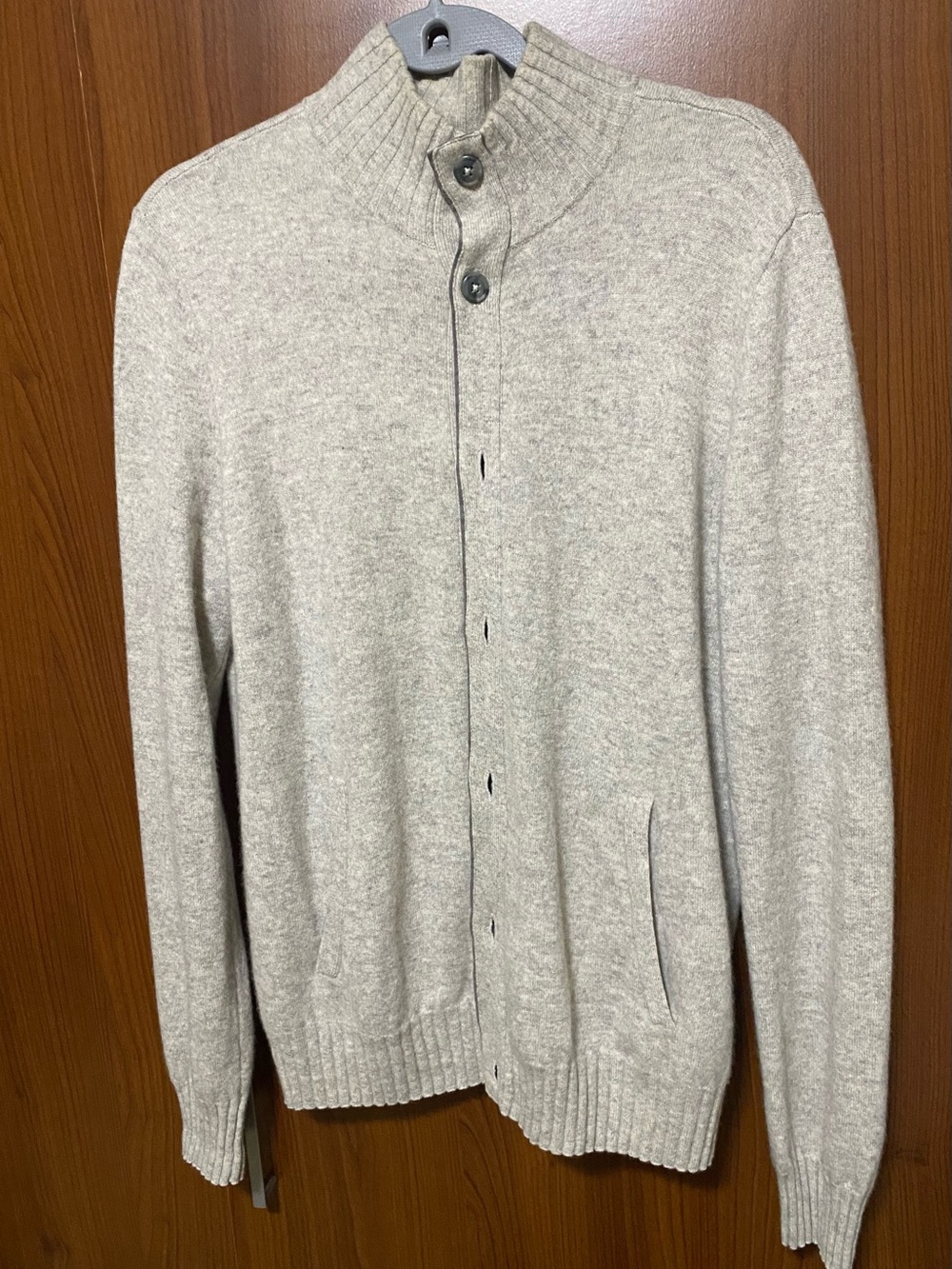 Men's Light Grey Autumn Cashmere cardigan featuring a high neck &front buttons M